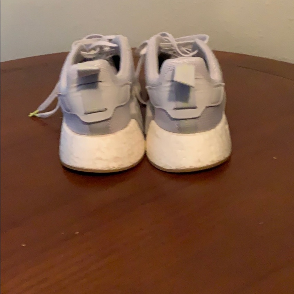Adidas - Picture 2 of 5